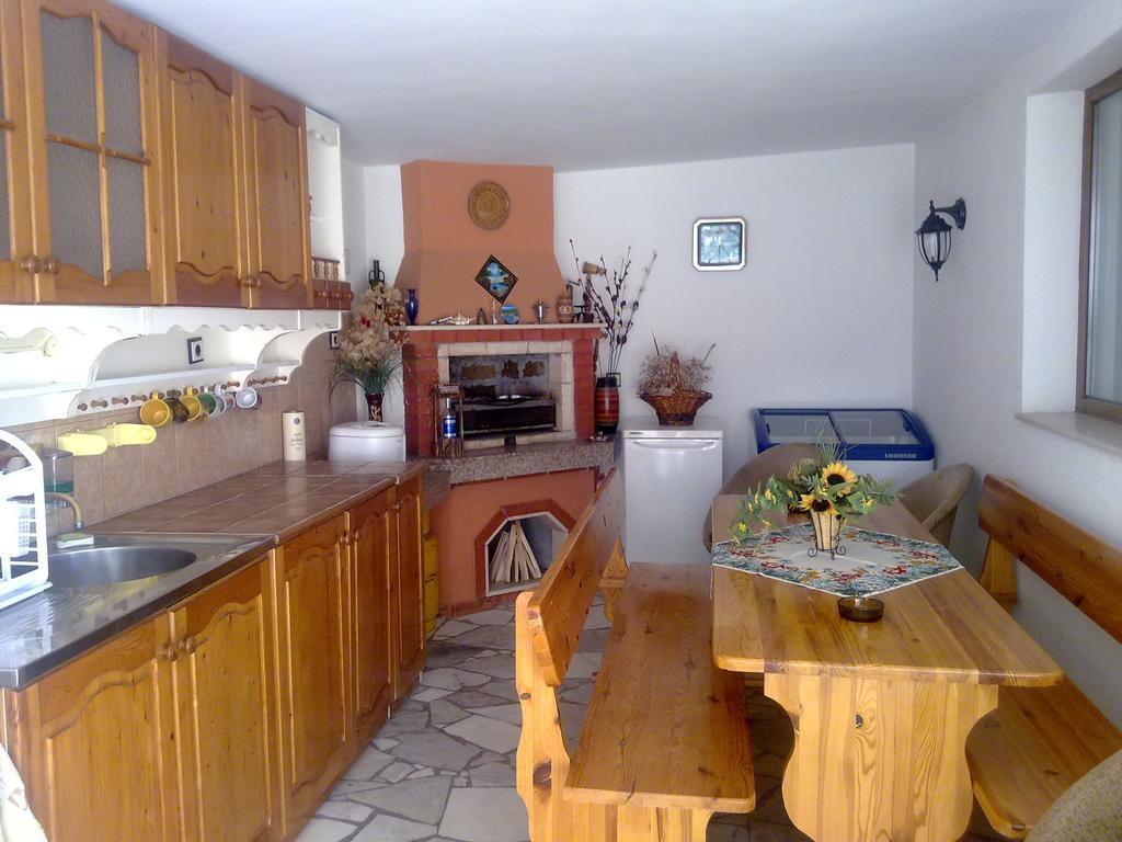 Guest House Markovi Ахелой Екстериор снимка