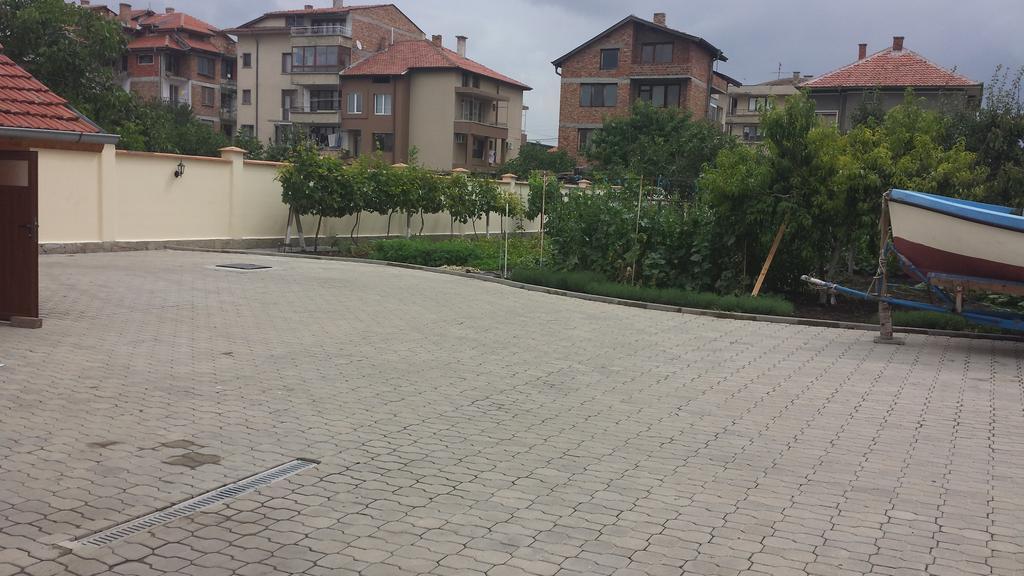 Guest House Markovi Ахелой Екстериор снимка