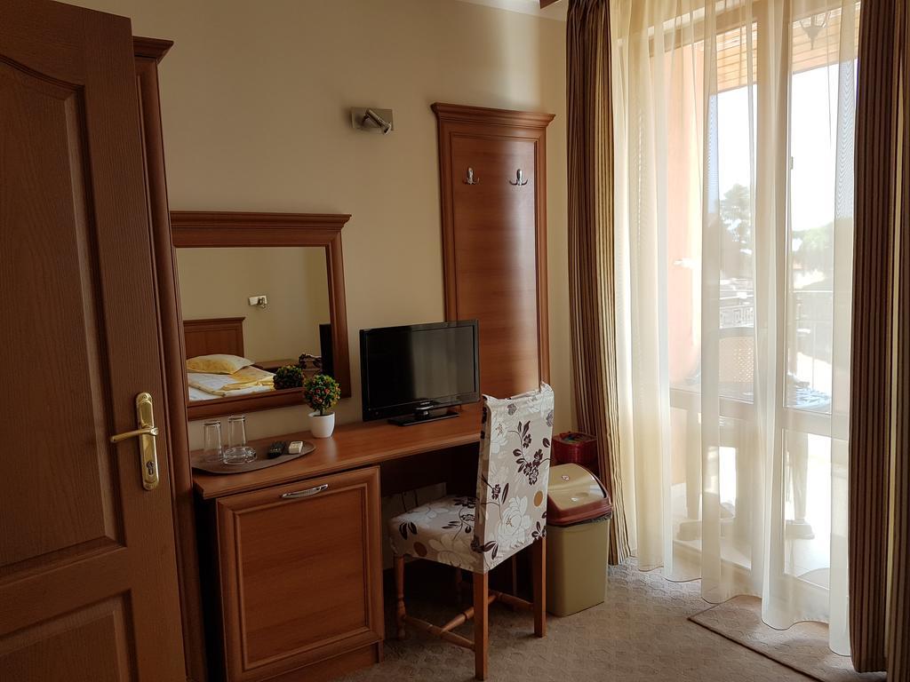 Guest House Markovi Ахелой Екстериор снимка