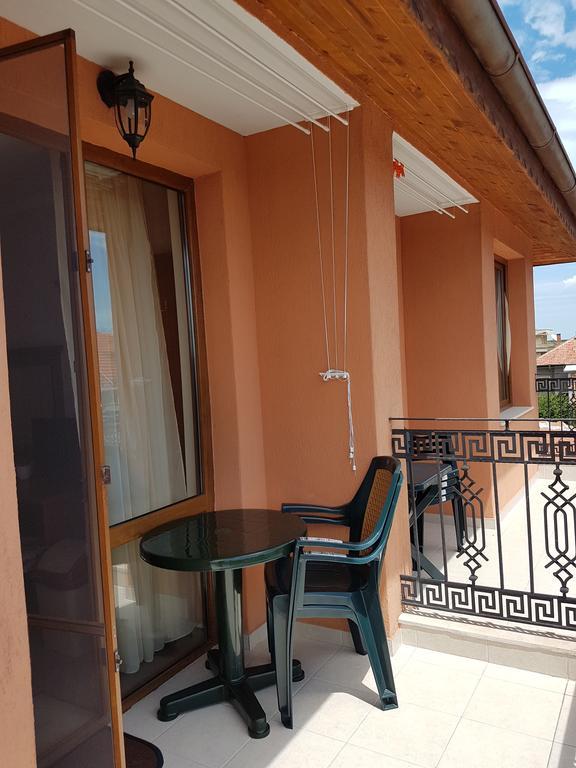Guest House Markovi Ахелой Екстериор снимка
