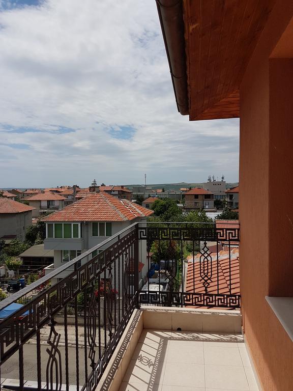 Guest House Markovi Ахелой Екстериор снимка