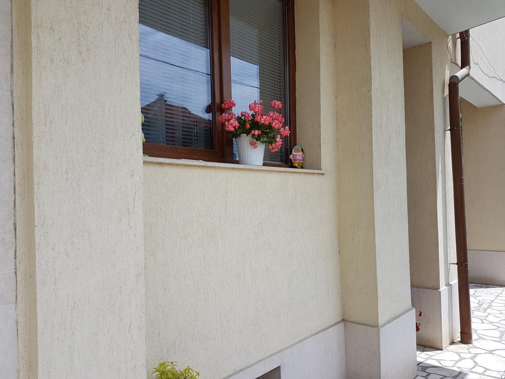 Guest House Markovi Ахелой Екстериор снимка