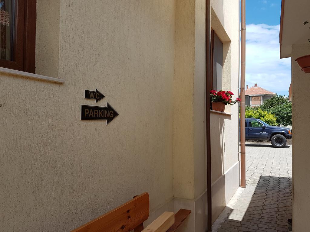 Guest House Markovi Ахелой Екстериор снимка